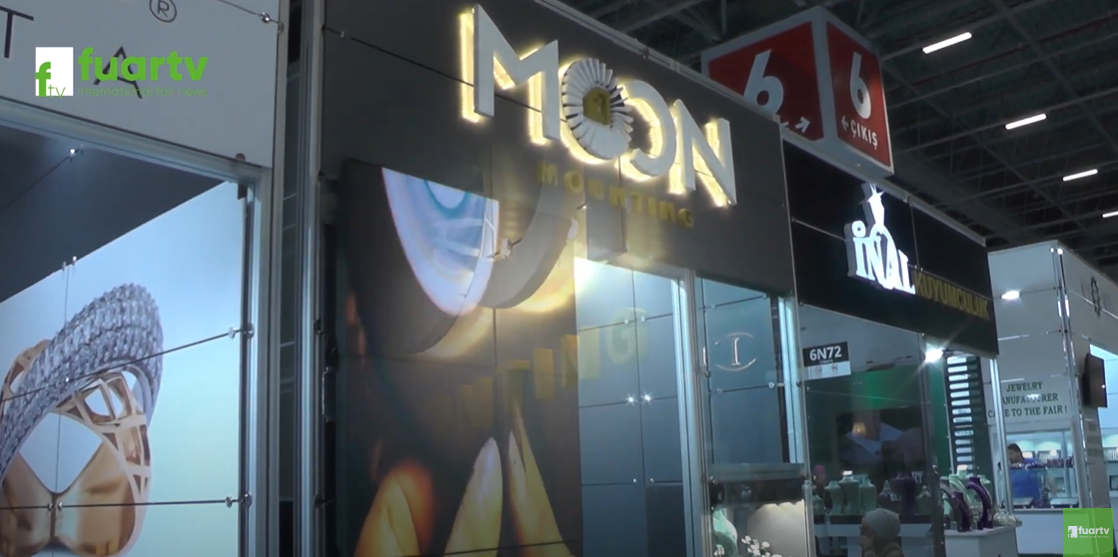 Moon Mounting: The Brand that Combines Aesthetics with Unique Jewelry Designs