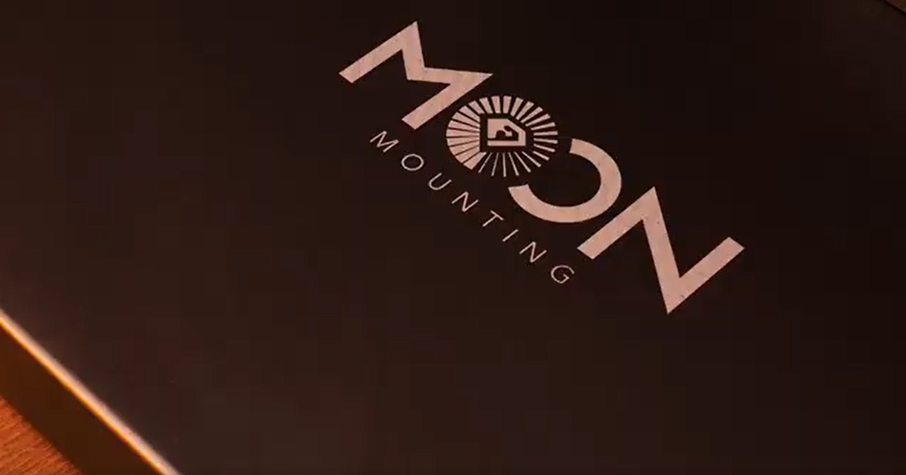 Moon Mounting